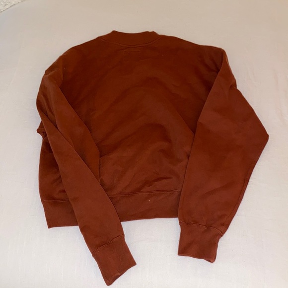 abercrombie & fitch crewneck - Picture 2 of 3